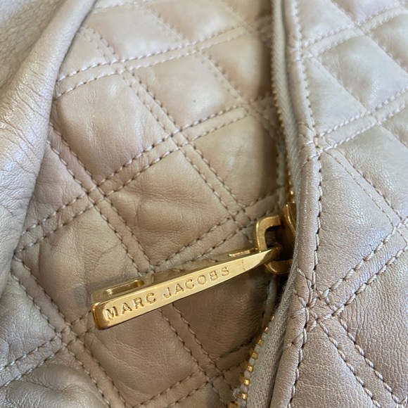 MARC JACOBS Quilted Italian Leather Tote - Picture 5 of 16